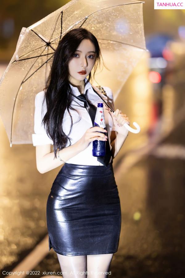 王馨瑶  [XiuRen]高清写真图 2022.04.15 No.4879 王馨瑶yanni第5张图片